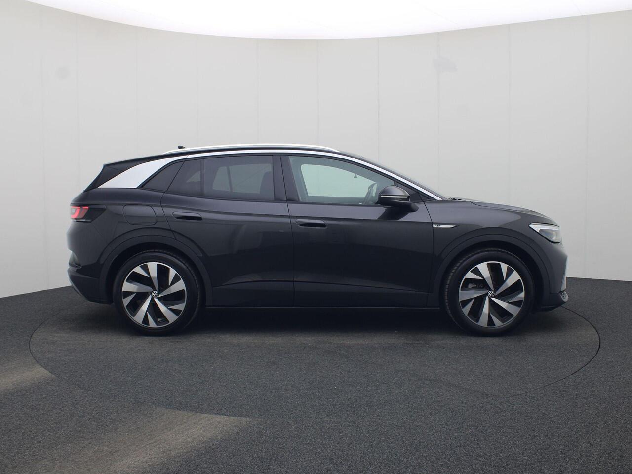 Volkswagen ID.4 First 77 kWh 204PK Navigatie · Apple Carplay/Android Auto · Camera + Parkeersensoren