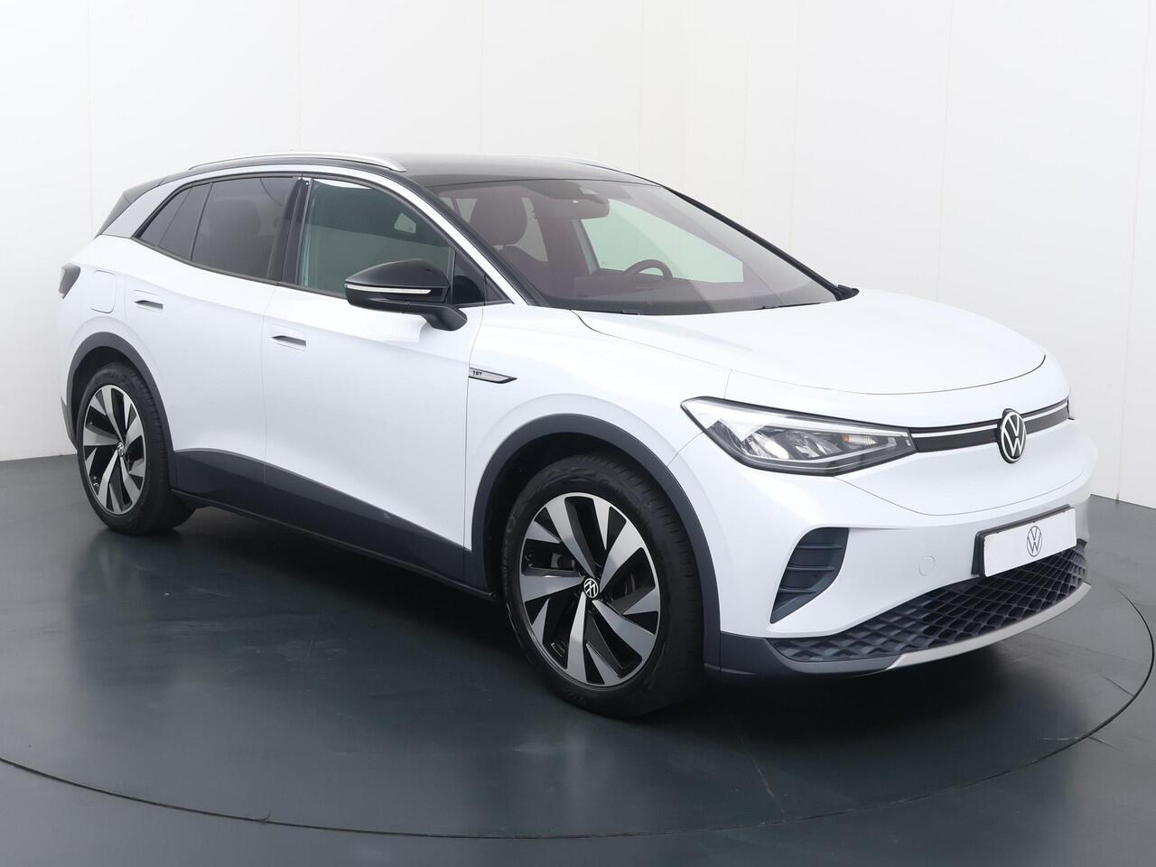 Volkswagen ID.4 First 77 kWh | 204 PK | Adaptive cruise control | Voorstoelen verwarmd | Climate control | 20" LM velgen |