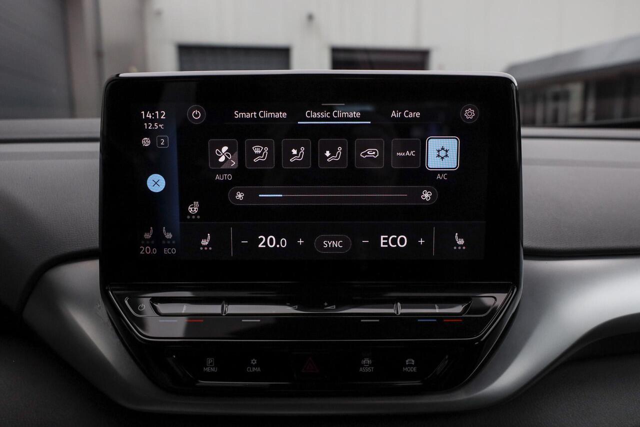 Volkswagen ID.4 77 kWh 204 PK ? Trekhaak ? Stuurverwarming ? ACC