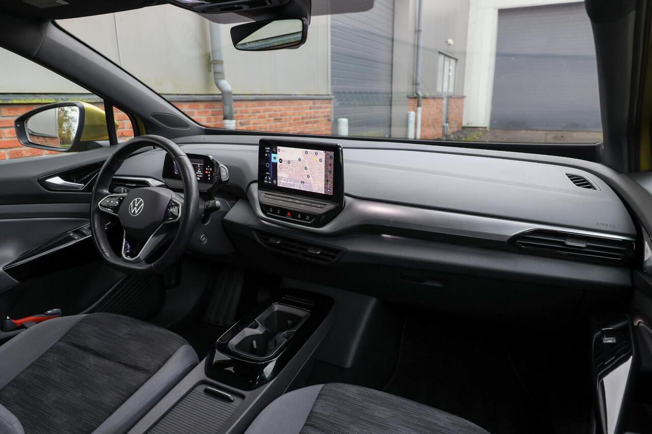 Volkswagen ID.4 77 kWh 204 PK ? Trekhaak ? Stuurverwarming ? ACC