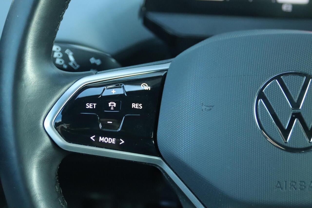 Volkswagen ID.4 LIFE 77 kWh | ADAP. CRUISE | STOEL/STUUR VERW. | CARPLAY | NAP