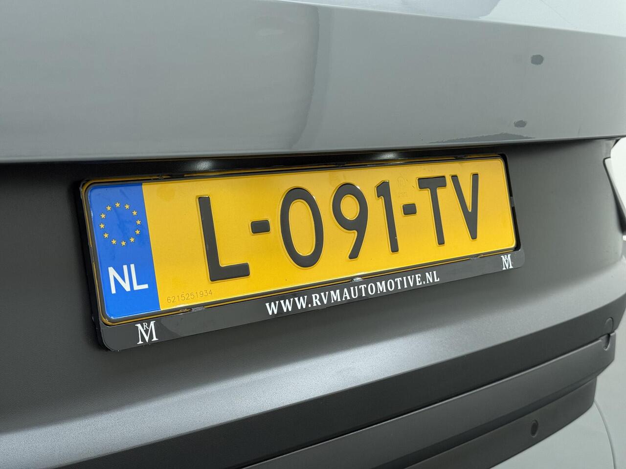 Volkswagen ID.4 Life 77 kWh VAN: 27.900,- VOOR: 24.877,- UW EINDEJAARSVOORDEEL: 3.023,- Stoel & Stuurverwarming | Adaptieve Cruise Control | Rijklaar met 12 mnd BOVAG Garantie