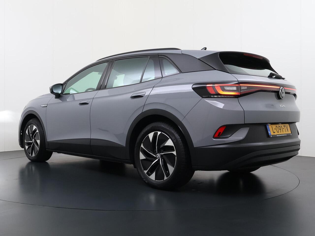 Volkswagen ID.4 Life 77 kWh VAN: 27.900,- VOOR: 24.877,- UW EINDEJAARSVOORDEEL: 3.023,- Stoel & Stuurverwarming | Adaptieve Cruise Control | Rijklaar met 12 mnd BOVAG Garantie