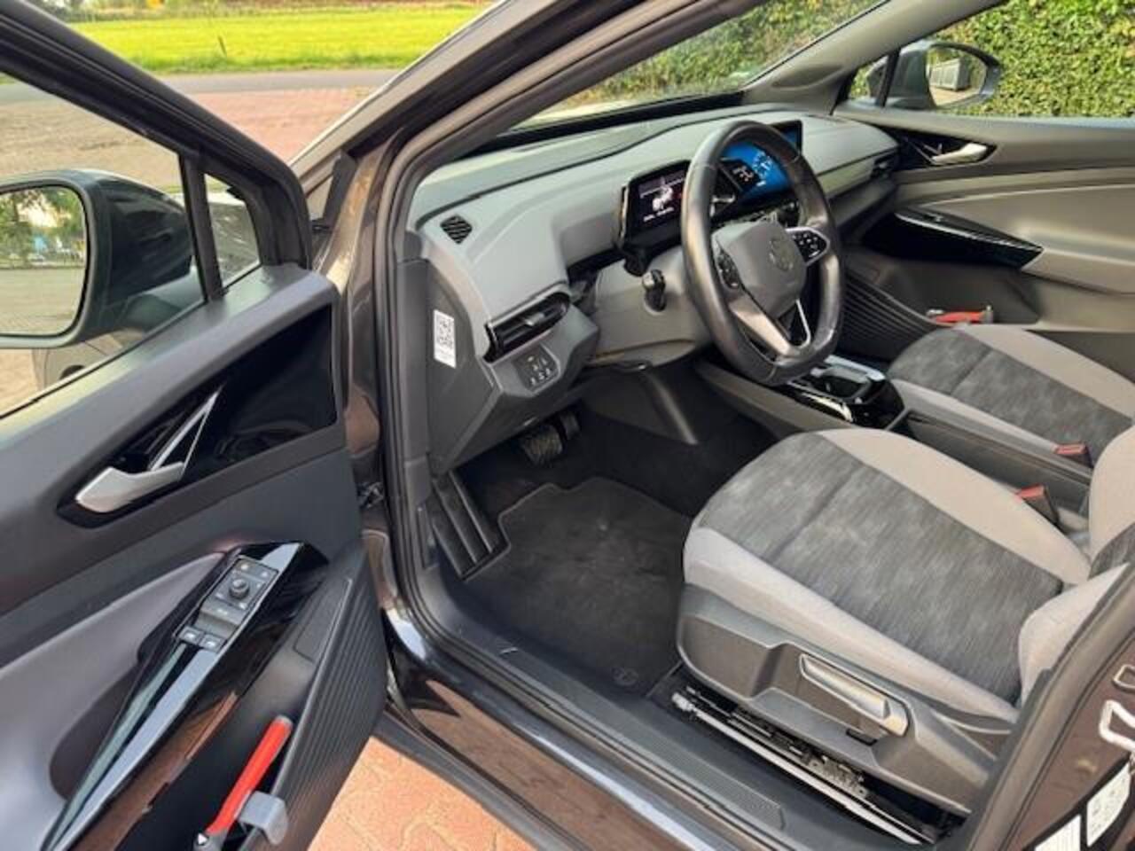 Volkswagen ID.4 LIFE 204PK 77KWH THAAK/NAV/ACARLAY/FABRIEKSGARANTIE