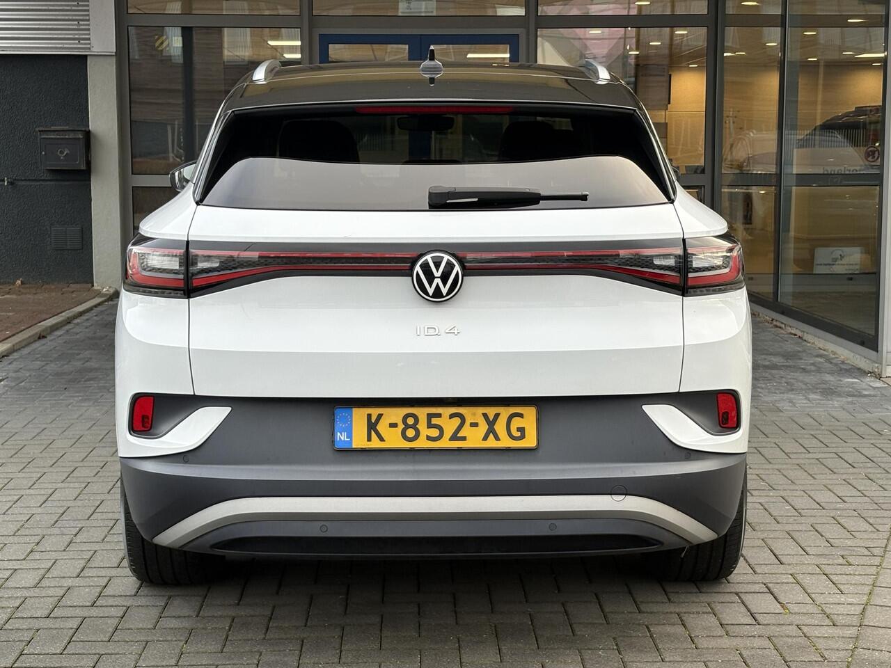 Volkswagen ID.4 Max 77 kWh | 92% SoH | Wegklapbare Trekhaak | Stoel-, Stuur- & Voorruitverwarming | Adaptive cruise control | Camera