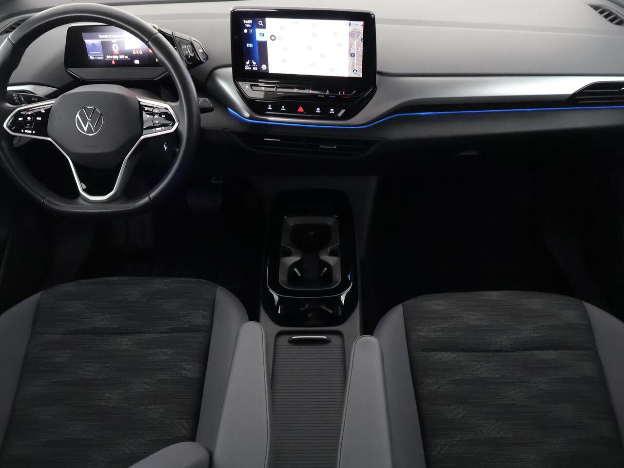 Volkswagen ID.4 Life Two-Tone 77 kWh 500 km actieradius | Navigatie | Parkeersensoren | Accu 92% |