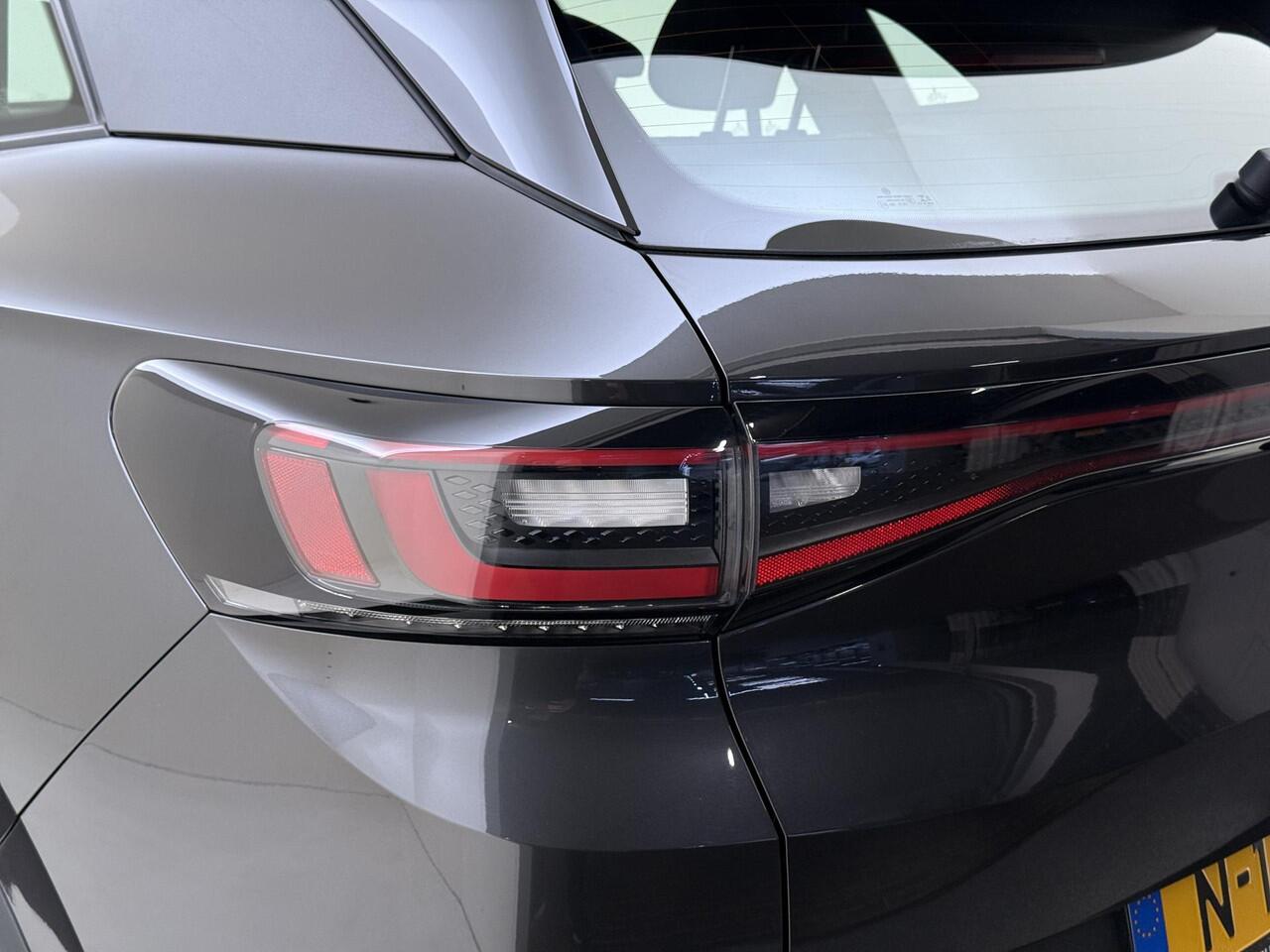 Volkswagen ID.4 Pro 77 kWh | Achteruitrijcamera | Adaptieve cruise control | Warmtepomp | Keyless | Stoel- en stuurwielverwarming | CarPlay | Navigatie |