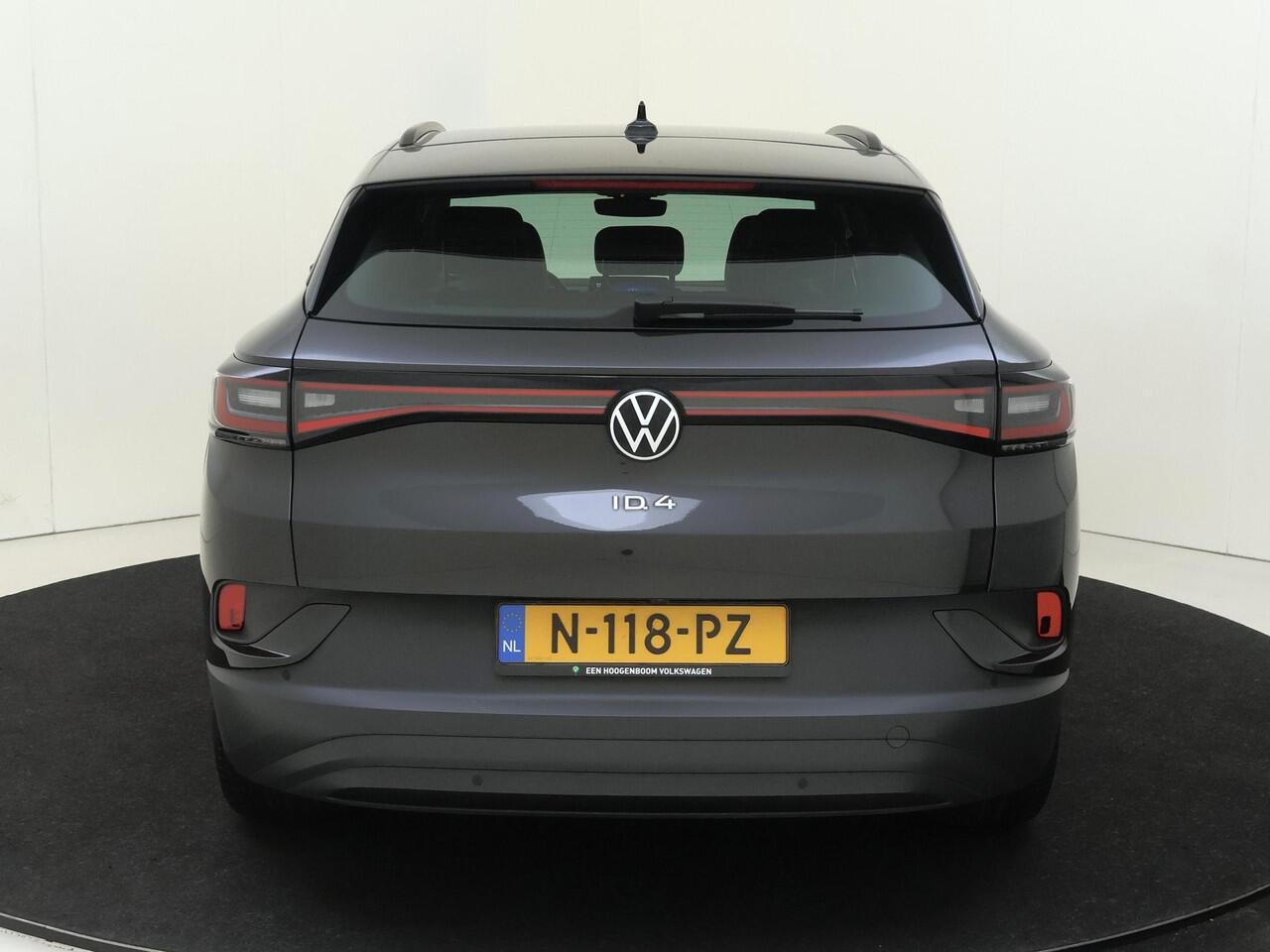 Volkswagen ID.4 Pro 77 kWh | Achteruitrijcamera | Adaptieve cruise control | Warmtepomp | Keyless | Stoel- en stuurwielverwarming | CarPlay | Navigatie |