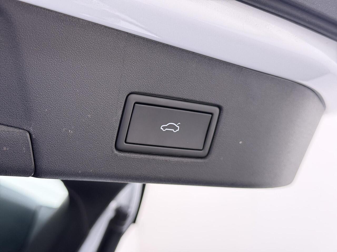 Volkswagen ID.4 GTX Advantage 4Motion 77 kWh VAN ¤32.900,- NU VOOR SLECHTS ¤29.877,- Uw LENTEVOORDEEL ¤3.023,-300PK | SOH 90% | WARMTEPOMP | 20 INCH | TREKHAK ELEKTRISCH UITKLAPBAAR | ACC CRUISE CONTROLE | STOEL + STUURWIELVERWARMING | MATRIX-LED-KOPLAMP (IQ.LIGHT) | RIJ