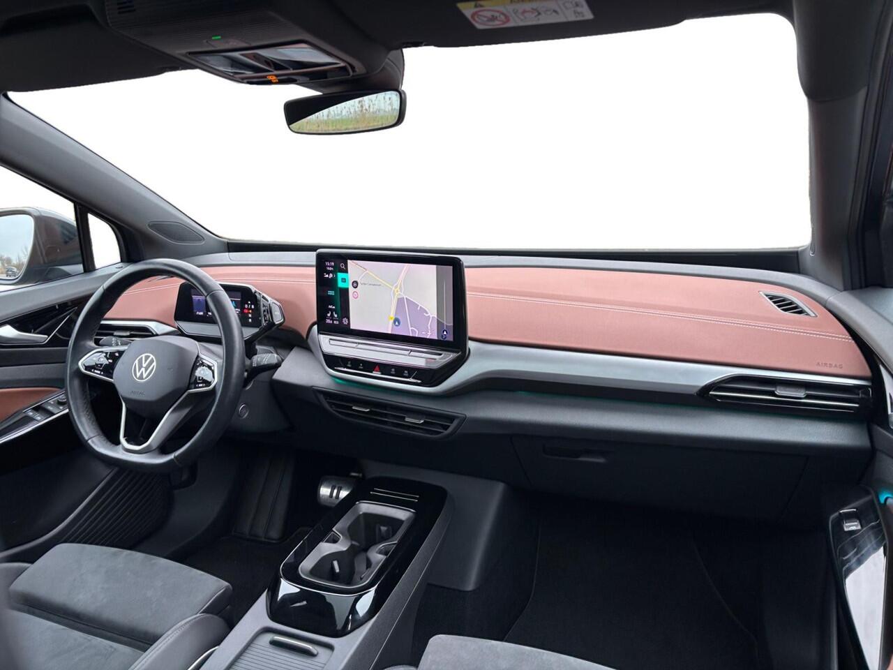 Volkswagen ID.4 First Max 77 kWh 204 PK ? Warmtepomp ? Pano ? Velours