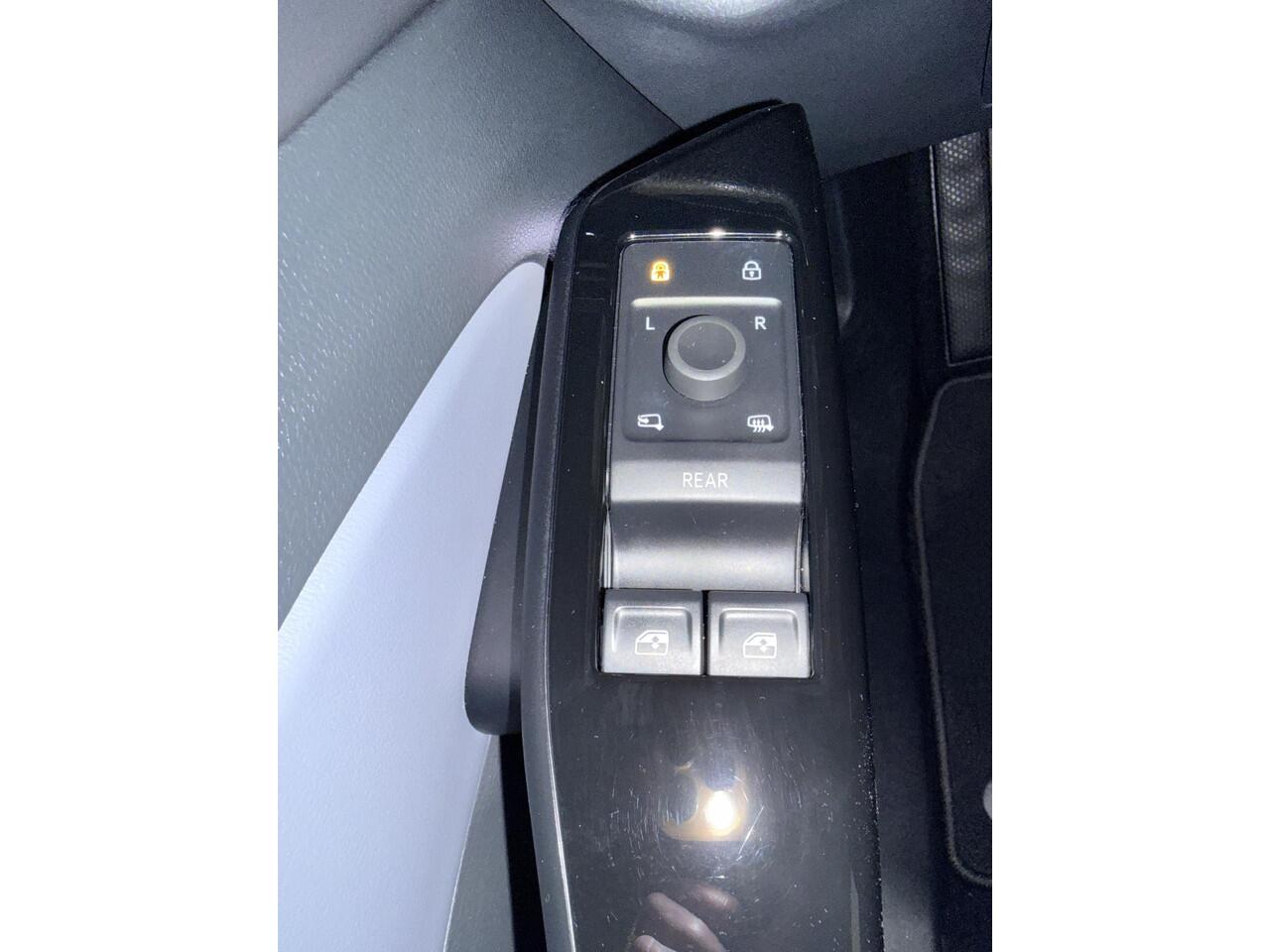 Volkswagen ID.4 Pro 77 kWh | SOH 93% | Zwenkbare Trekhaak | Veel opties |