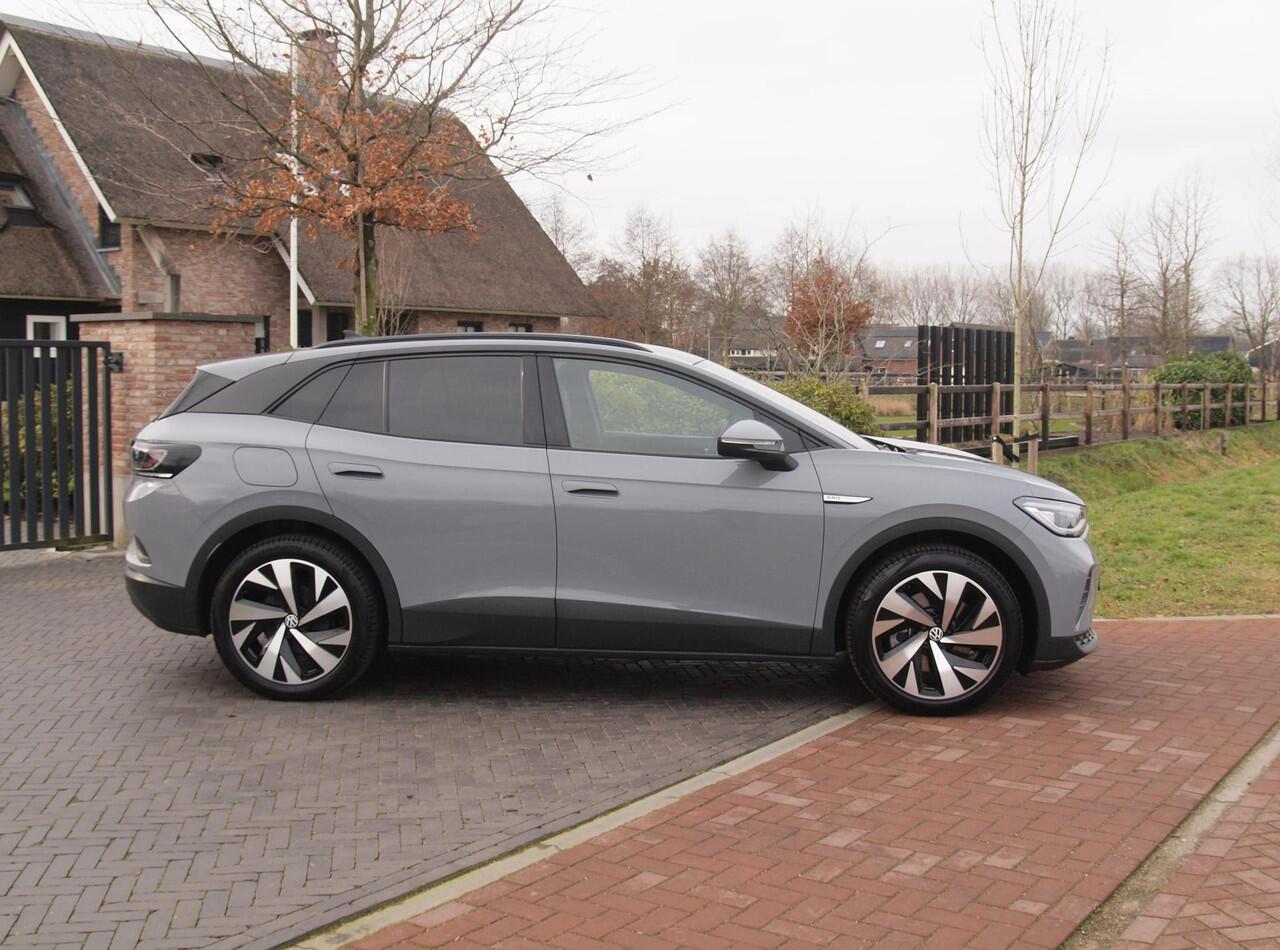 Volkswagen ID.4 Family 77 kWh | Panoramadak | Camera | Sfeerverlichting | Apple Carplay | Cruise Control |