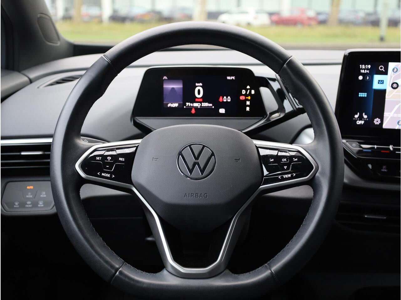 Volkswagen ID.4 Pure 52 kWh Adaptive Cruise | Carplay/Android | Navigatie | Stoel & Stuurverwarming |