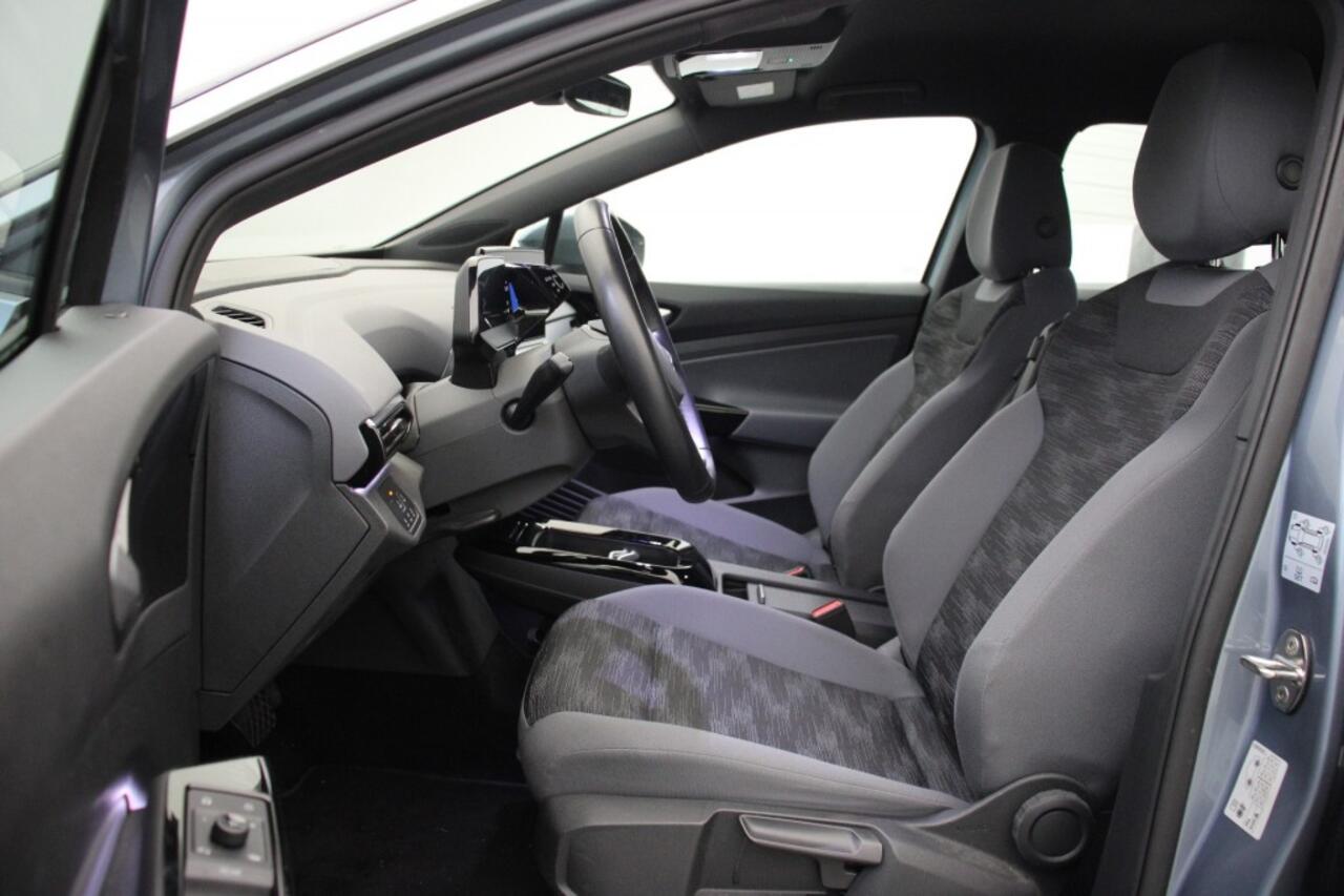 Volkswagen ID.4 Pro 77 Kwh - Carplay, Navi, Cruise, Stoelverwarming, Afn. Trekhaak, SOH 92%