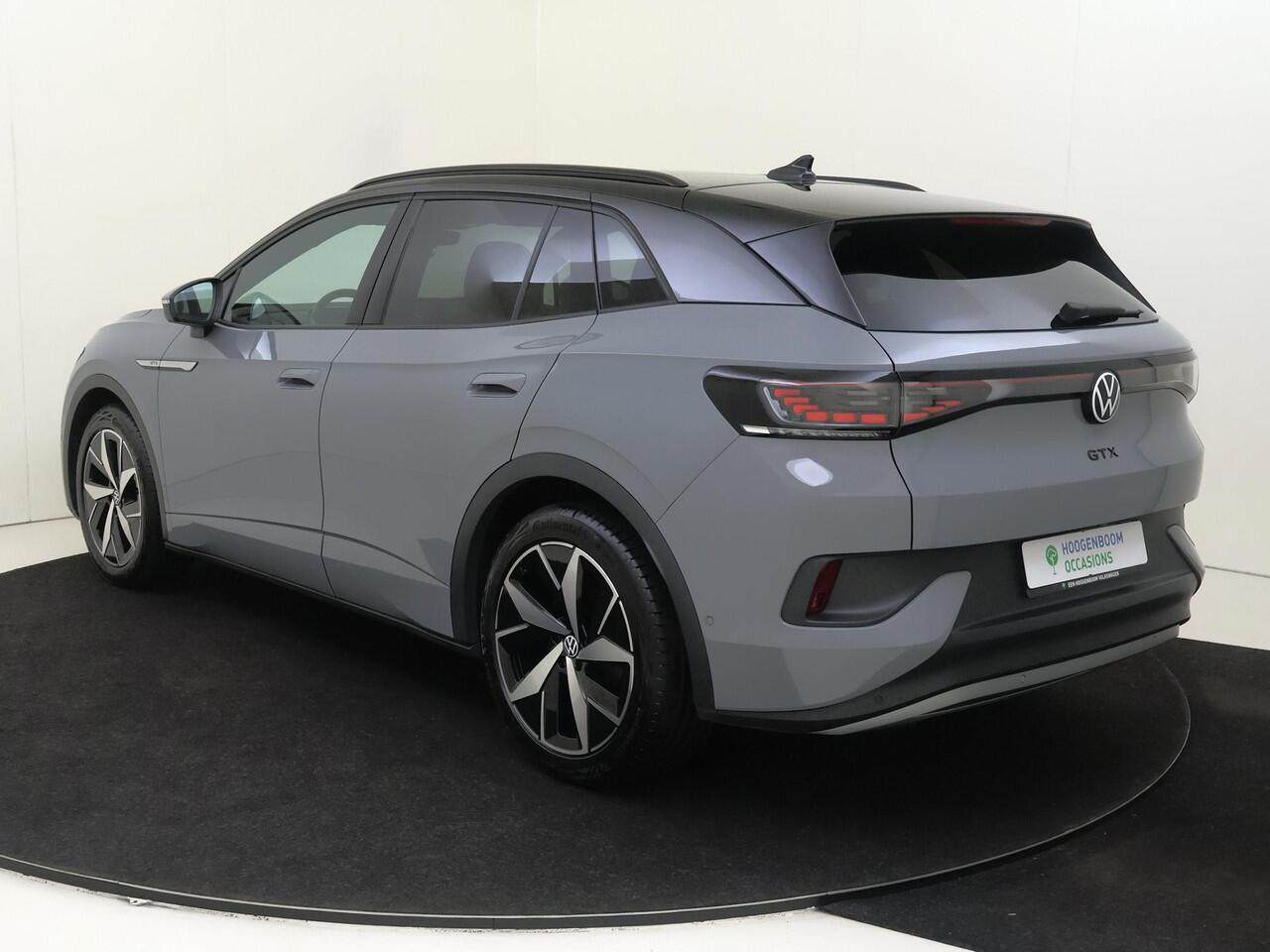 Volkswagen ID.4 GTX 4Motion 77 kWh | SoH 92% | Panoramadak | 360 camera | Dodehoek detectie | Keyless | Adaptieve cruise control | CarPlay | Parkeerassistent | Stoel- en stuurwielverwarming |