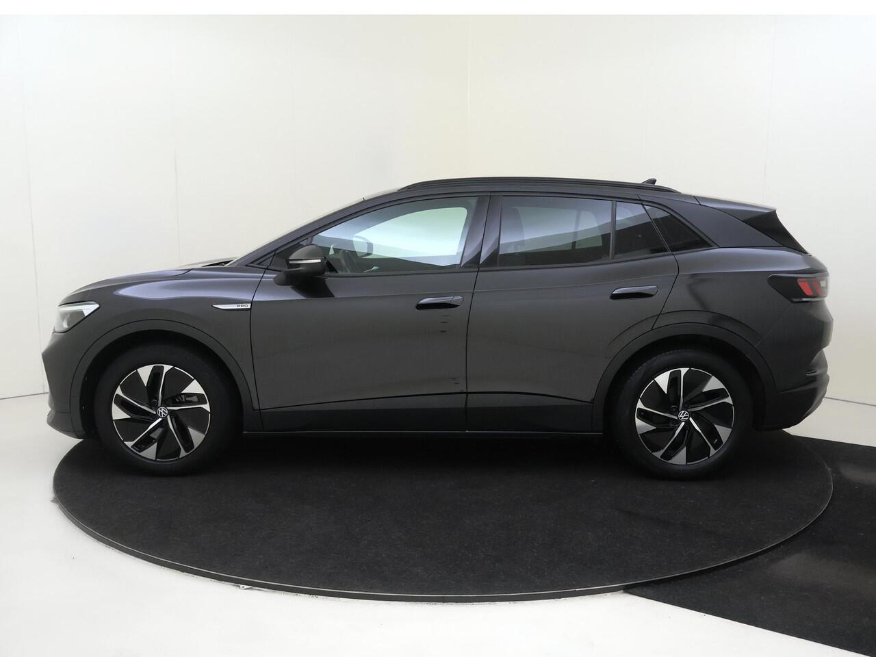 Volkswagen ID.4 Pro 77 kWh | Parkeersensoren | Adaptieve cruise control | CarPlay | Navigatie | Stoel- en stuurwielverwarming | Electronic climate control |