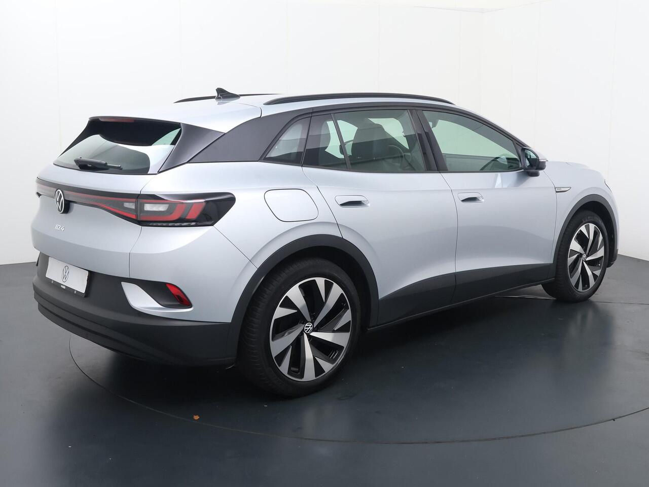 Volkswagen ID.4 Pro 77 kWh | 204 PK | Climate control | Navigatiesysteem | Voorstoelen verwarmd | 20"LM velgen |