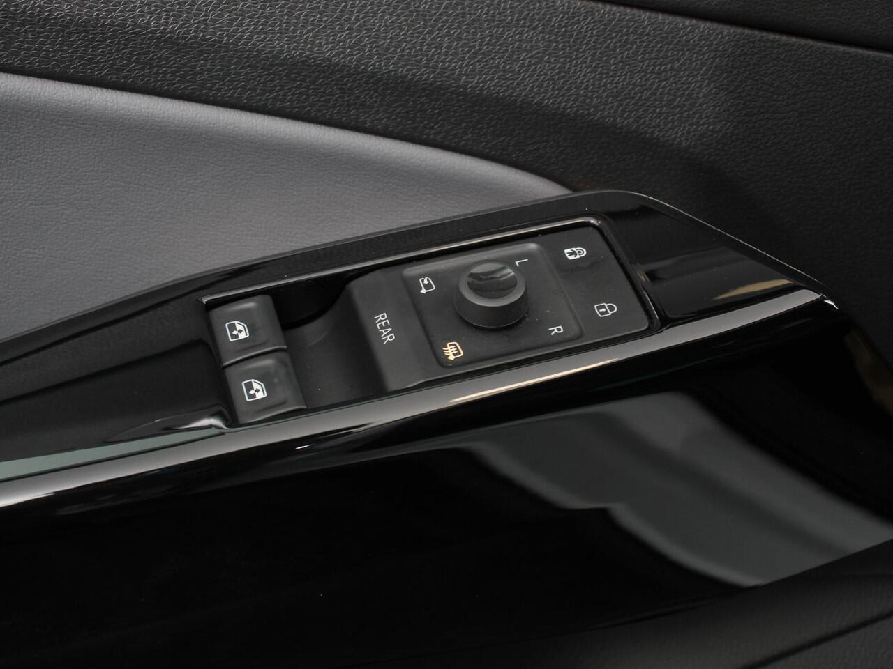 Volkswagen ID.4 Pro 77 kWh Ev | Navigatie | Apple Carplay/Android Auto | Keyless | PDC V+A | Climate Control | DAB+ | Lane Assist | Adaptieve Cruise control