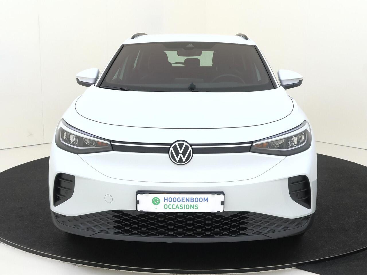 Volkswagen ID.4 Pro 77 kWh | SoH 90% | Trekhaak | Achteruitrijcamera | Keyless | Electronic climate control | Adaptieve cruise control | CarPlay | Stoel- en stuurwielverwarming | Navigatie |