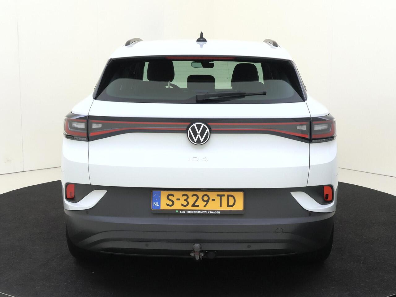 Volkswagen ID.4 Pro 77 kWh | SoH 90% | Trekhaak | Achteruitrijcamera | Keyless | Electronic climate control | Adaptieve cruise control | CarPlay | Stoel- en stuurwielverwarming | Navigatie |