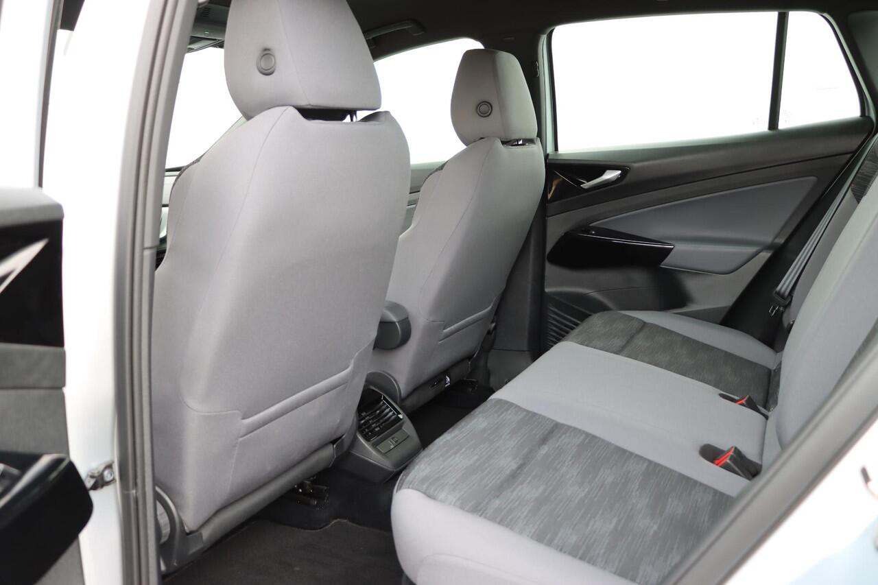 Volkswagen ID.4 Pure 52 kWh 148pk | SOH 95,6% | Carplay | Parkeersensoren