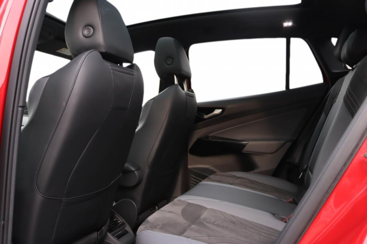 Volkswagen ID.4 Pro 265pk 4Motion 77kWh l Pano l IQ Lights l Adaptive