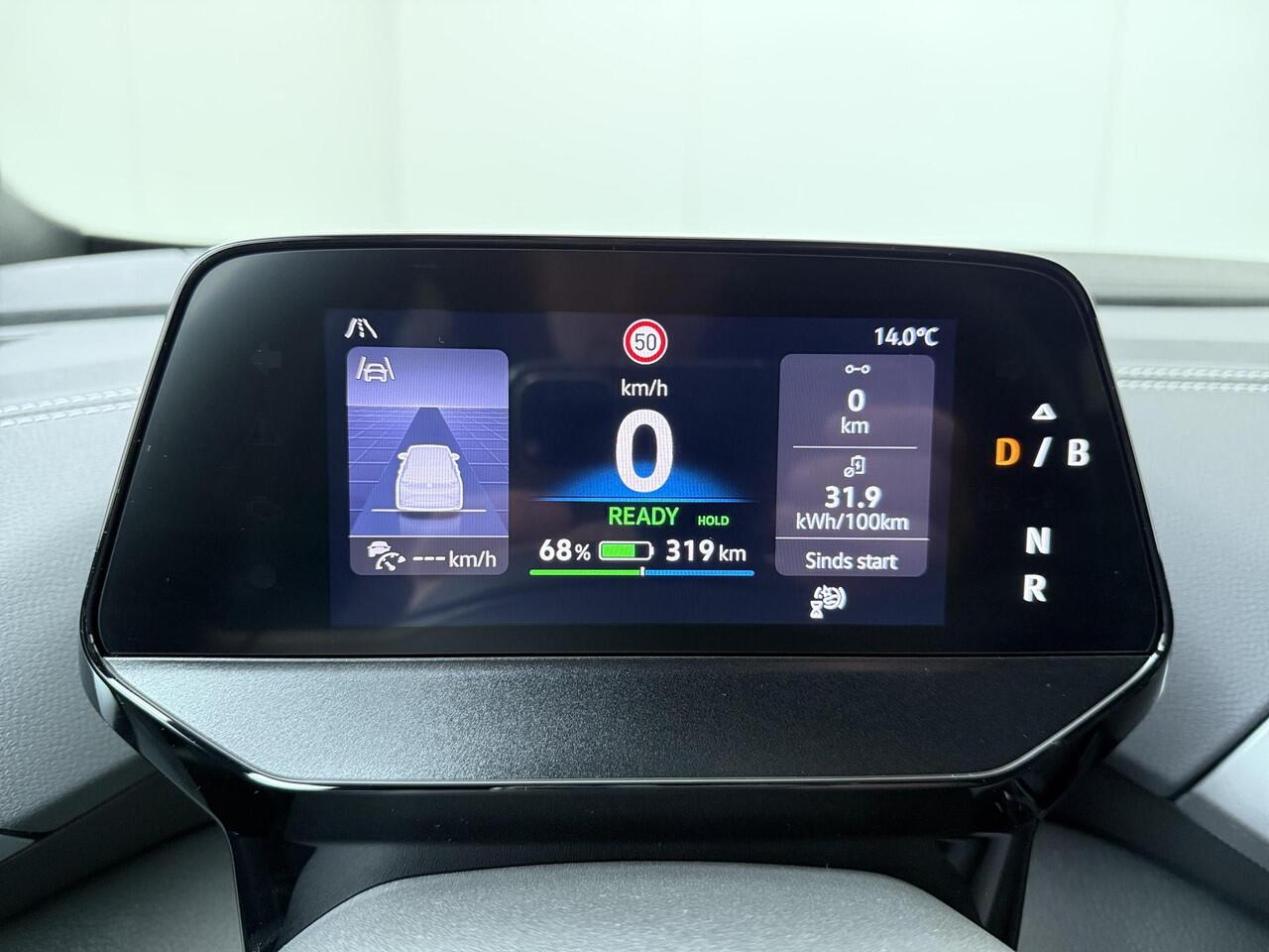 Volkswagen ID.4 Pro Business 77 kWh 286pk | 17% bijtelling | LED Matrix | Elektrisch bedienbare achterklep | Navigatie | Achteruitrijcamera | Adaptive cruise control |