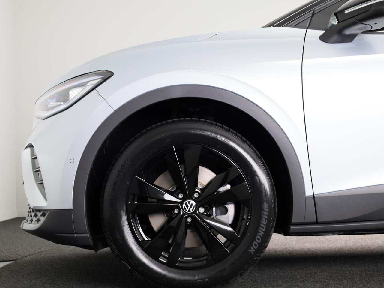 Volkswagen ID.4 Pro Limited Edition Plus 77 kWh accu 286 PK | 19" LM | 360 graden camera | Panoramadak | IQ.Light |