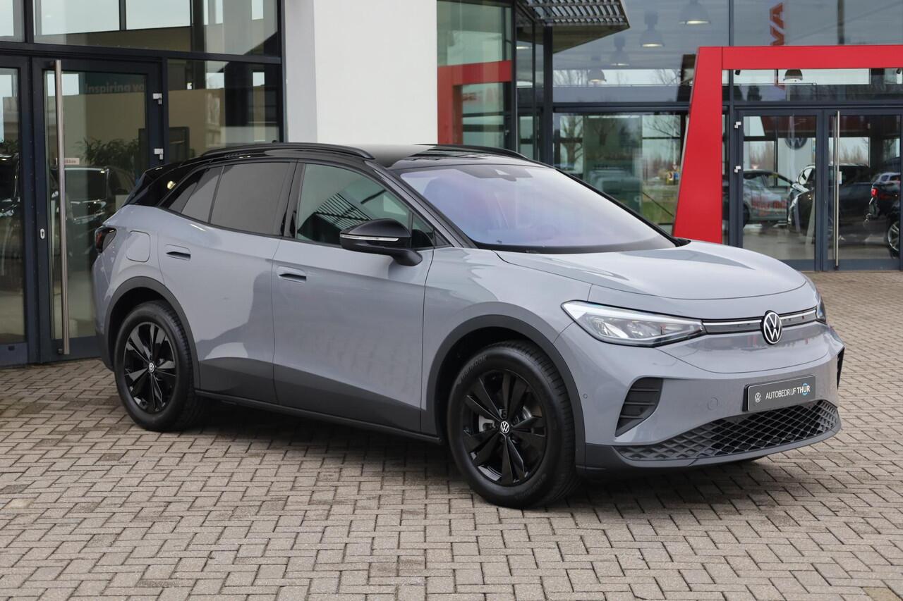 Volkswagen ID.4 Pro Limited Edition 77 kWh 286PK / 210kW, Elektrisch uitklapbare trekhaak, verwarmbare voorstoelen, verwarmbaar multifunctioneel lederen stuurwiel, draadloos telefoon laden, keyless start & entry, achteruitrijcamera (rear view), parkeersensoren voor en ac