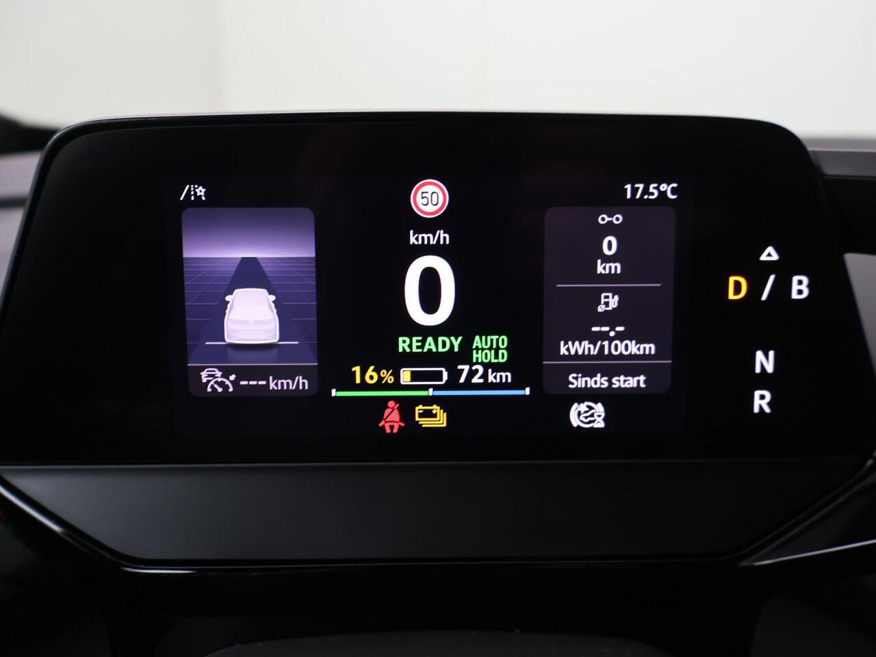 Volkswagen ID.5 Pro 77 kWh | 204 PK | SoH 94% | Matrix LED koplampen | Achteruitrijcamera | Verwarmde voorstoelen / voorruit |