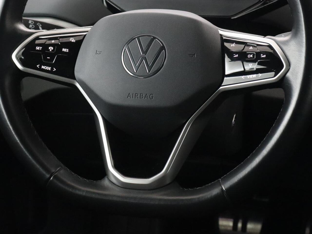 Volkswagen ID.5 Pro 77 kWh | Trekhaak | Stoelverwarming | Matrix LED | Camera | Carplay | Keyless | Stuurverwarming | Adaptive cruise | Navigatie | 20'' | Park Assist