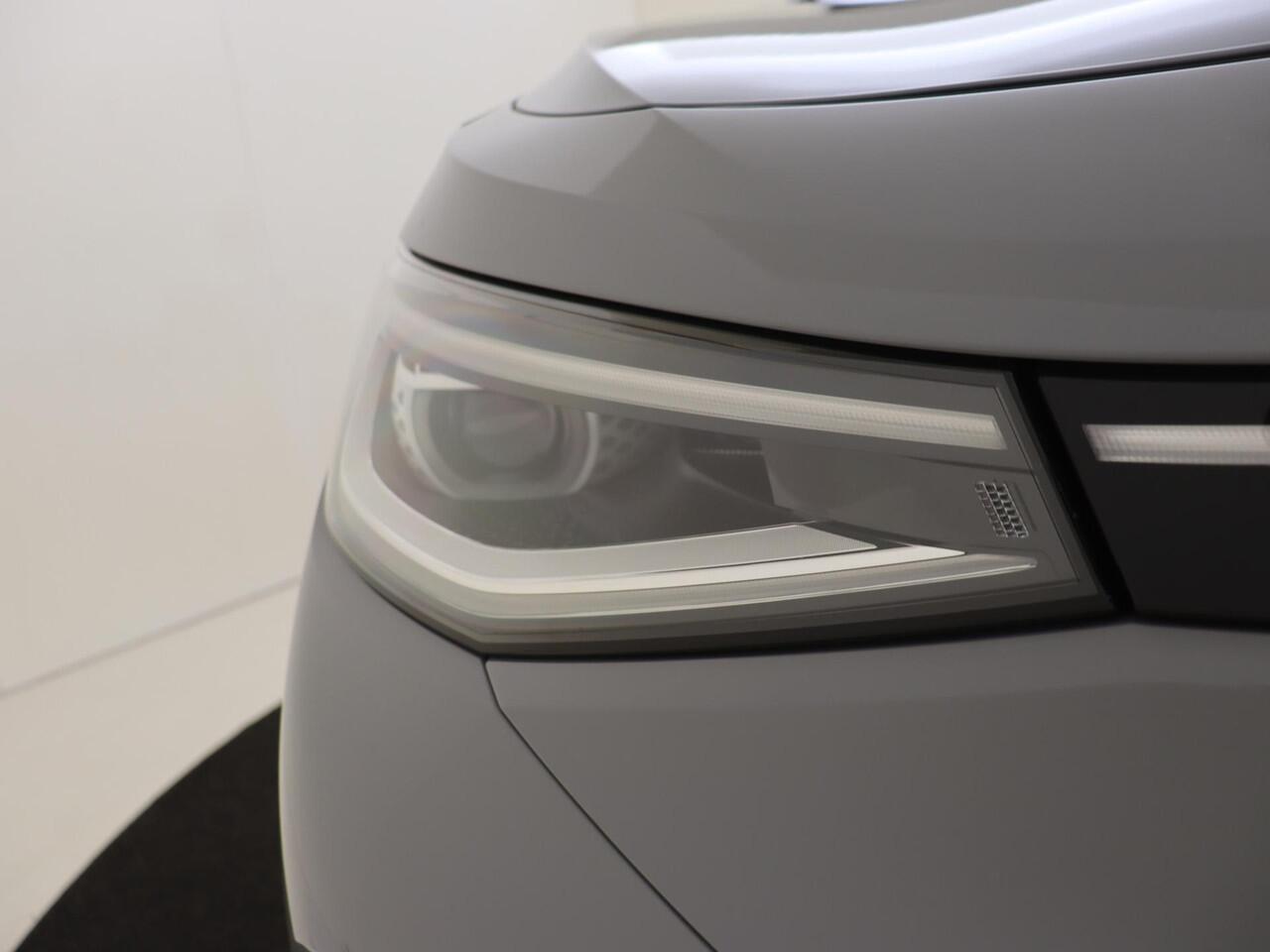 Volkswagen ID.5 Pro Business 77 kWh | SoH 93% | Panoramadak | Head-up display | 3-zone airco | Keyless | Adaptieve cruise control | CarPlay | Navigatie |