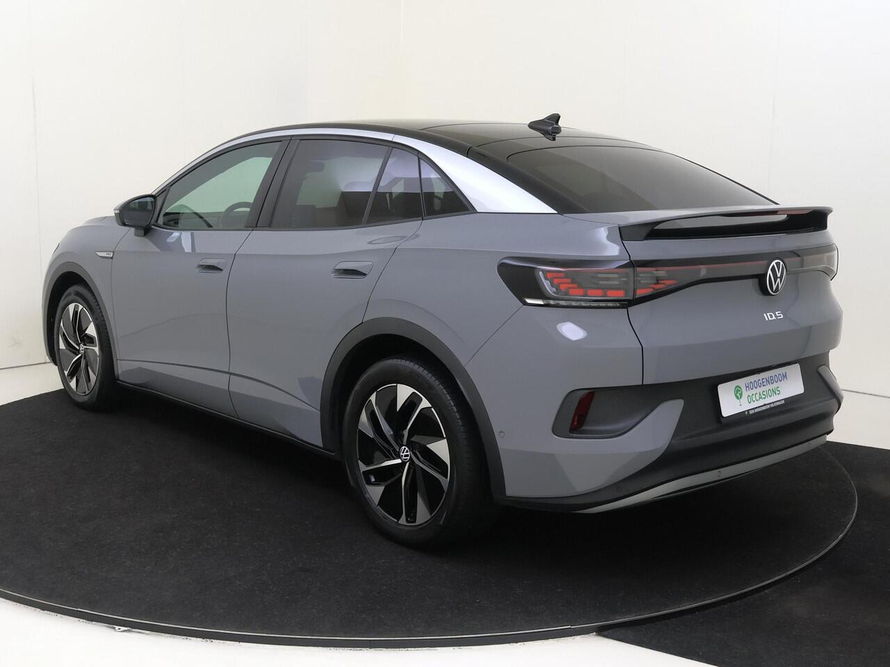 Volkswagen ID.5 Pro Business 77 kWh | SoH 93% | Panoramadak | Head-up display | 3-zone airco | Keyless | Adaptieve cruise control | CarPlay | Navigatie |