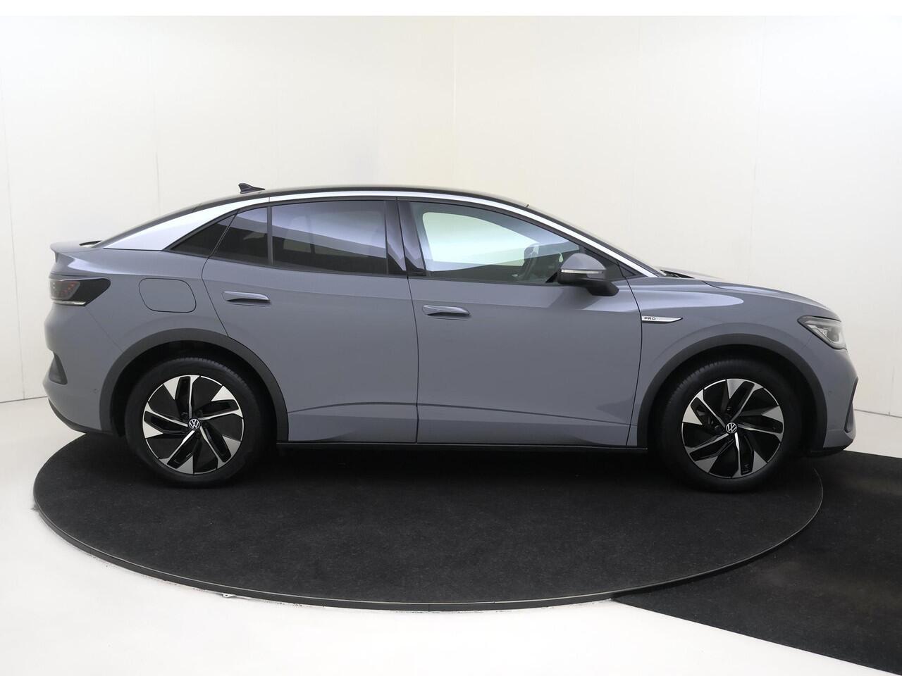 Volkswagen ID.5 Pro Business 77 kWh | SoH 93% | Panoramadak | Head-up display | 3-zone airco | Keyless | Adaptieve cruise control | CarPlay | Navigatie |