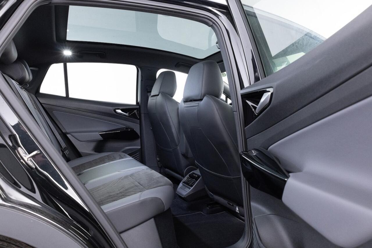 Volkswagen ID.5 Pro Performance 77kWh | PANORAMADAK | Full LED | NAVI