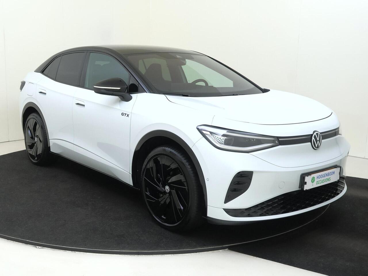Volkswagen ID.5 GTX 77 kWh | Trekhaak | Warmtepomp | 360 camera | Dodehoek detectie | Keyless | Kuipstoelen voor | Adaptieve cruise control | Parkeerassistent |