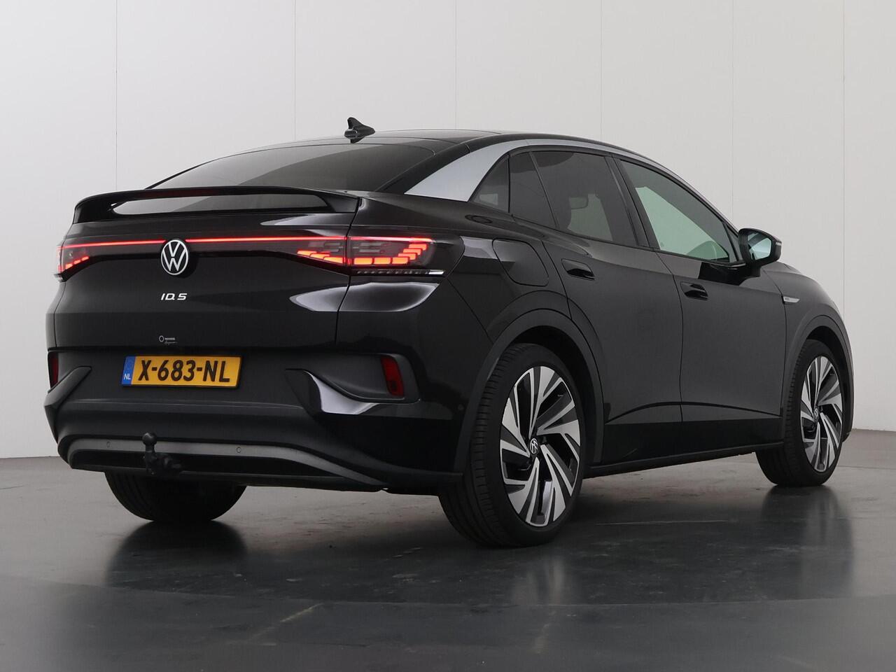 Volkswagen ID.5 Pro Advantage 77 kWh | SOH 95,4% | Elek. Trekhaak | Panoramadak | 360° Camera | Stoel/Stuurverwarming | HUD | Matrix LED Koplampen | Elek. Stoelen met Geheugen | Apple Carplay/Android Auto |