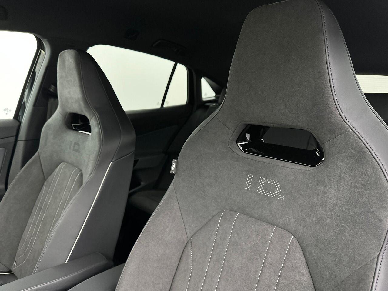 Volkswagen ID.5 Pro Business 77 kWh accu. 210 kW / 286 pk SUV Elek Warmtepomp - Actieradiusoptimalisatie