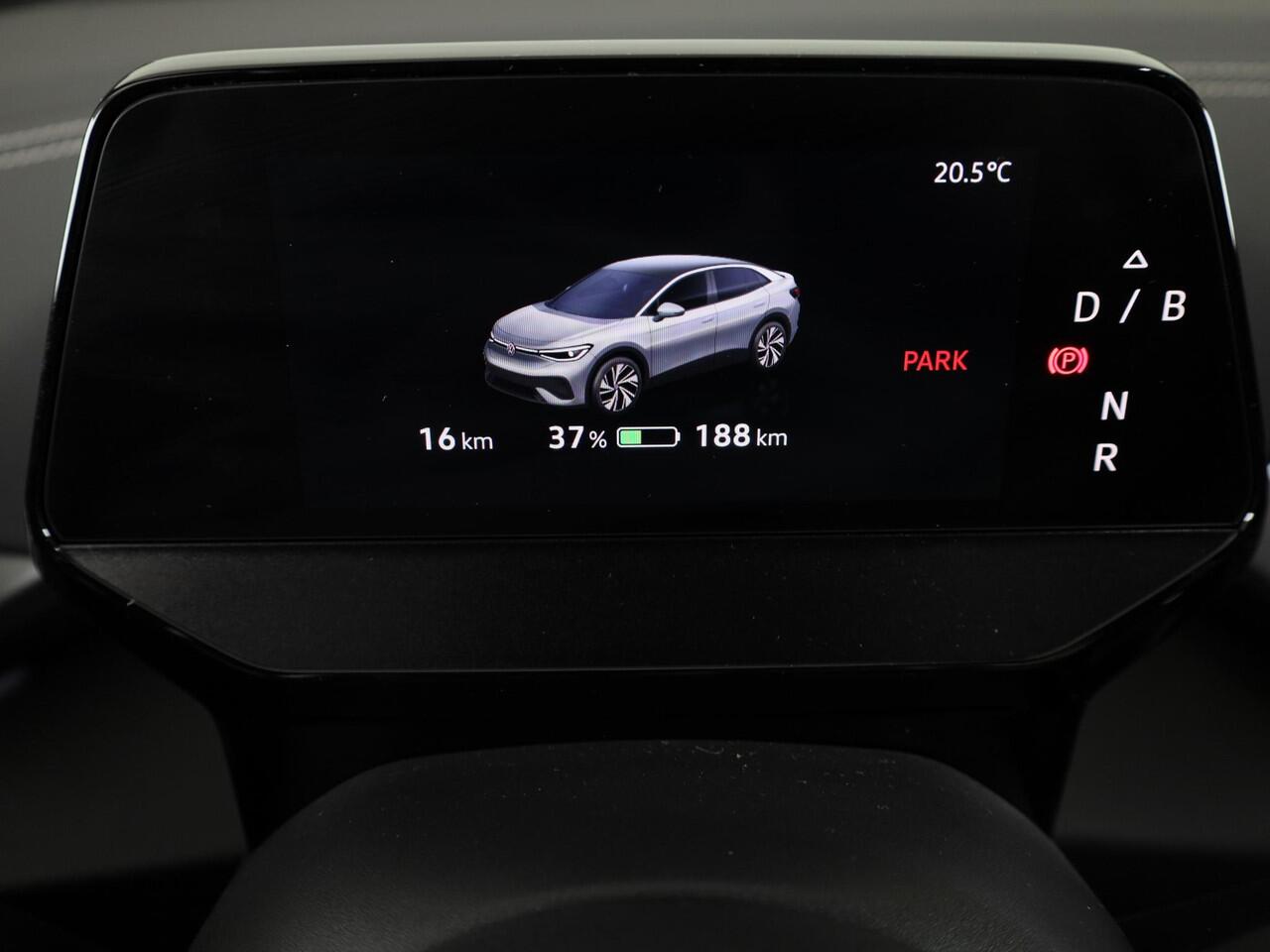 Volkswagen ID.5 Pro Business 77 kWh accu, 210 kW / 286 pk SUV Elek | 360 Camera | Led matrix | Navigatie | Elektrische Achterklep | Panoramdak | Stoelverwarming |