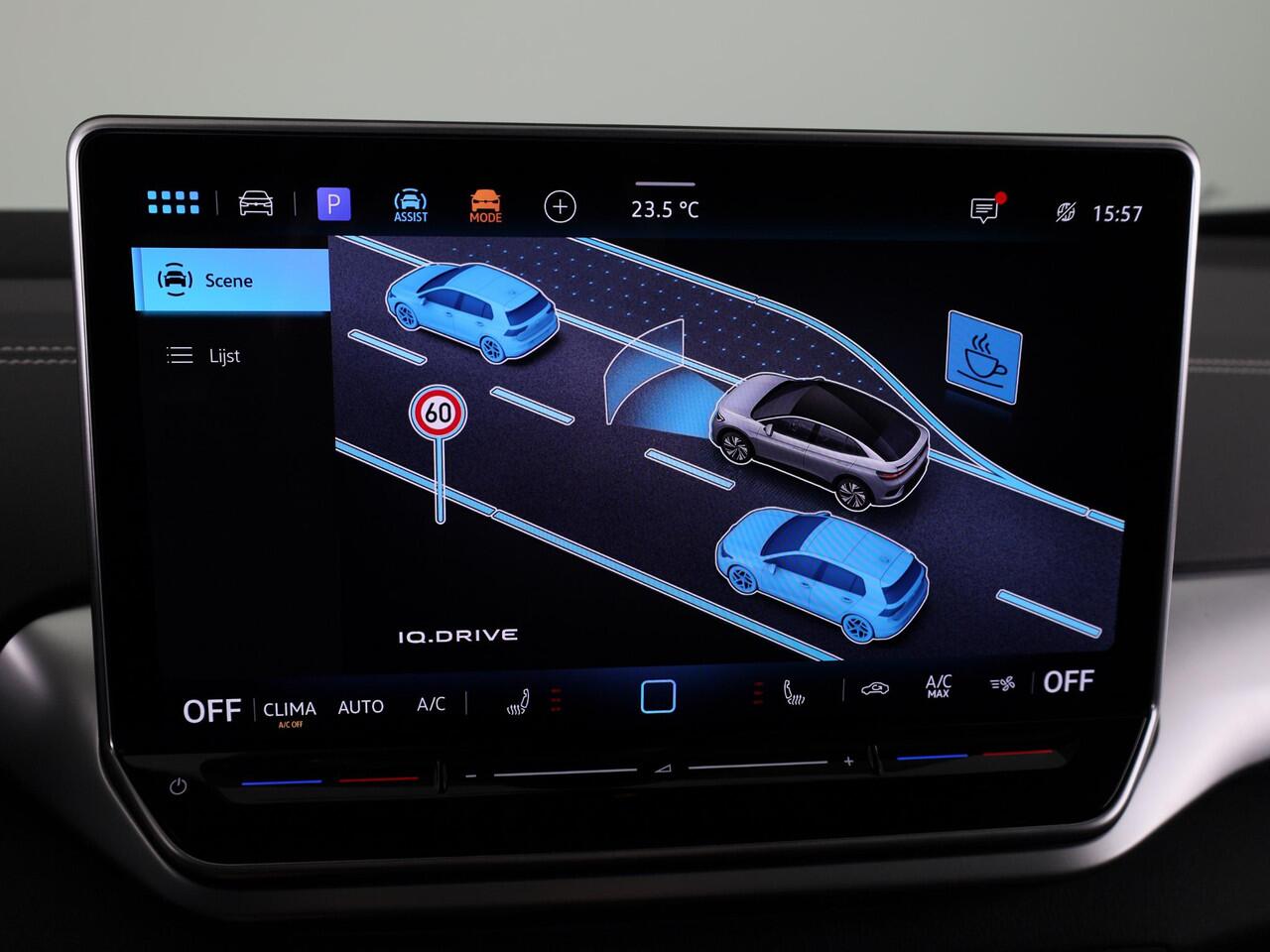 Volkswagen ID.5 Pro Business 77 kWh accu, 210 kW / 286 pk SUV Elek | 360 Camera | Led matrix | Navigatie | Elektrische Achterklep | Panoramdak | Stoelverwarming |