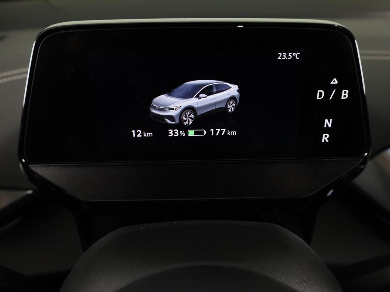 Volkswagen ID.5 Pro Business 77 kWh accu, 210 kW / 286 pk SUV Elek | 360 Camera | Led matrix | Navigatie | Elektrische Achterklep | Panoramdak | Stoelverwarming |