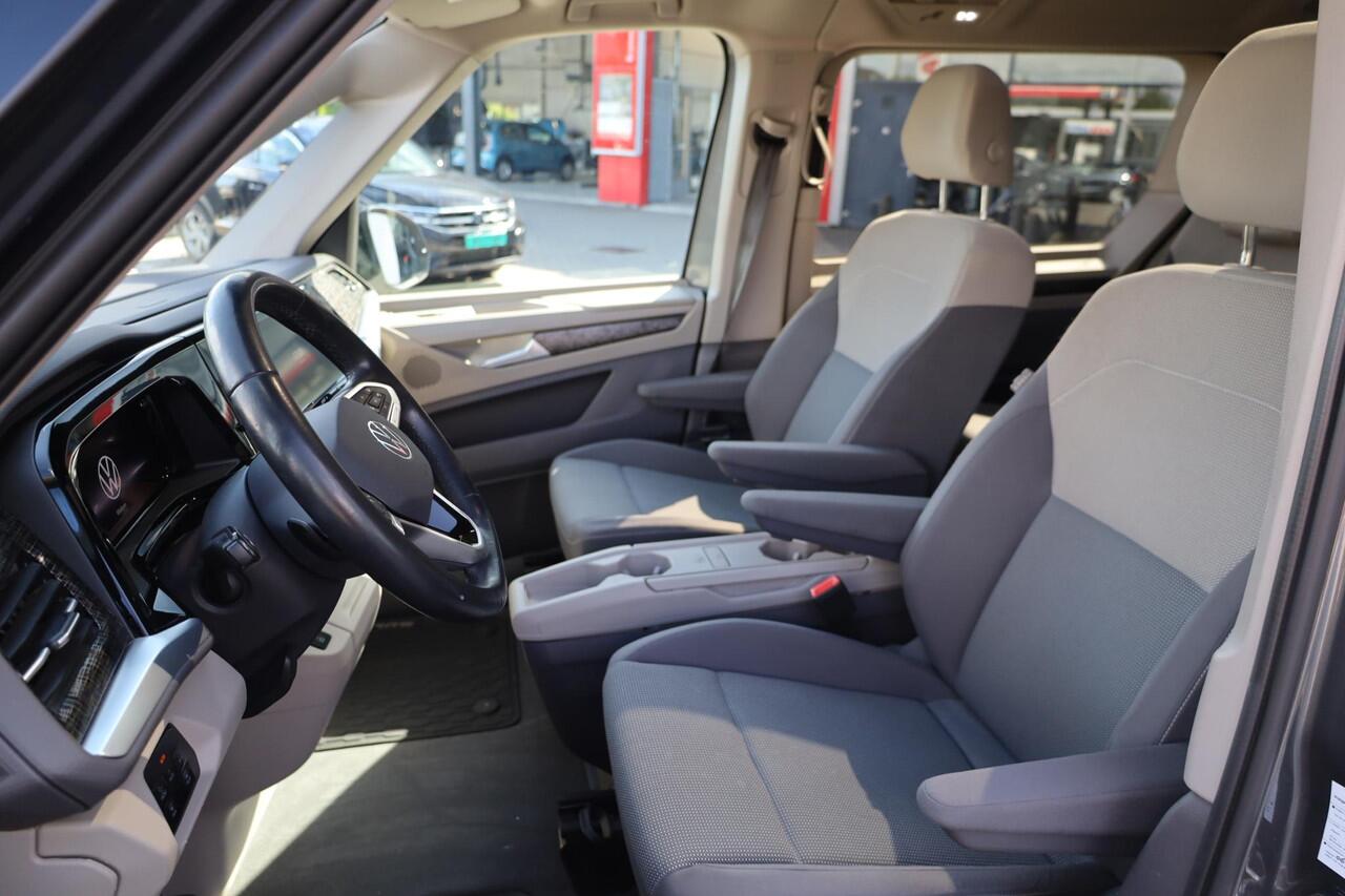 Volkswagen MULTIVAN 1.4 eHybrid L1H1 Style PL ¤1177 p/m* 7p, 7 zits, Panoramadak, Adaptief onderstel, elektrische achterklep, head up! display, assistentie pakket plus, dodehoek sensor side assist, stuurwiel verwarming, rondom zicht camera, IQ Matrix, acc 18" LMV, privacy gl