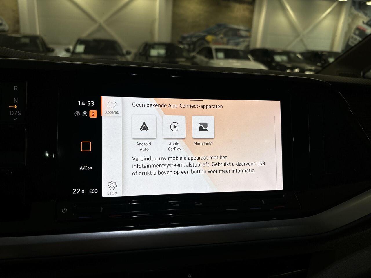 Volkswagen MULTIVAN 1.4 218pk DSG eHybrid L2H1 Life Business 7p. · Panoramadak · Camera · Keyless · Elek. Achterklep · 7. Persoons · Apple/Android Car Play · 18'' Inch · Garantie t/m 03-07-2027 of 150.000km