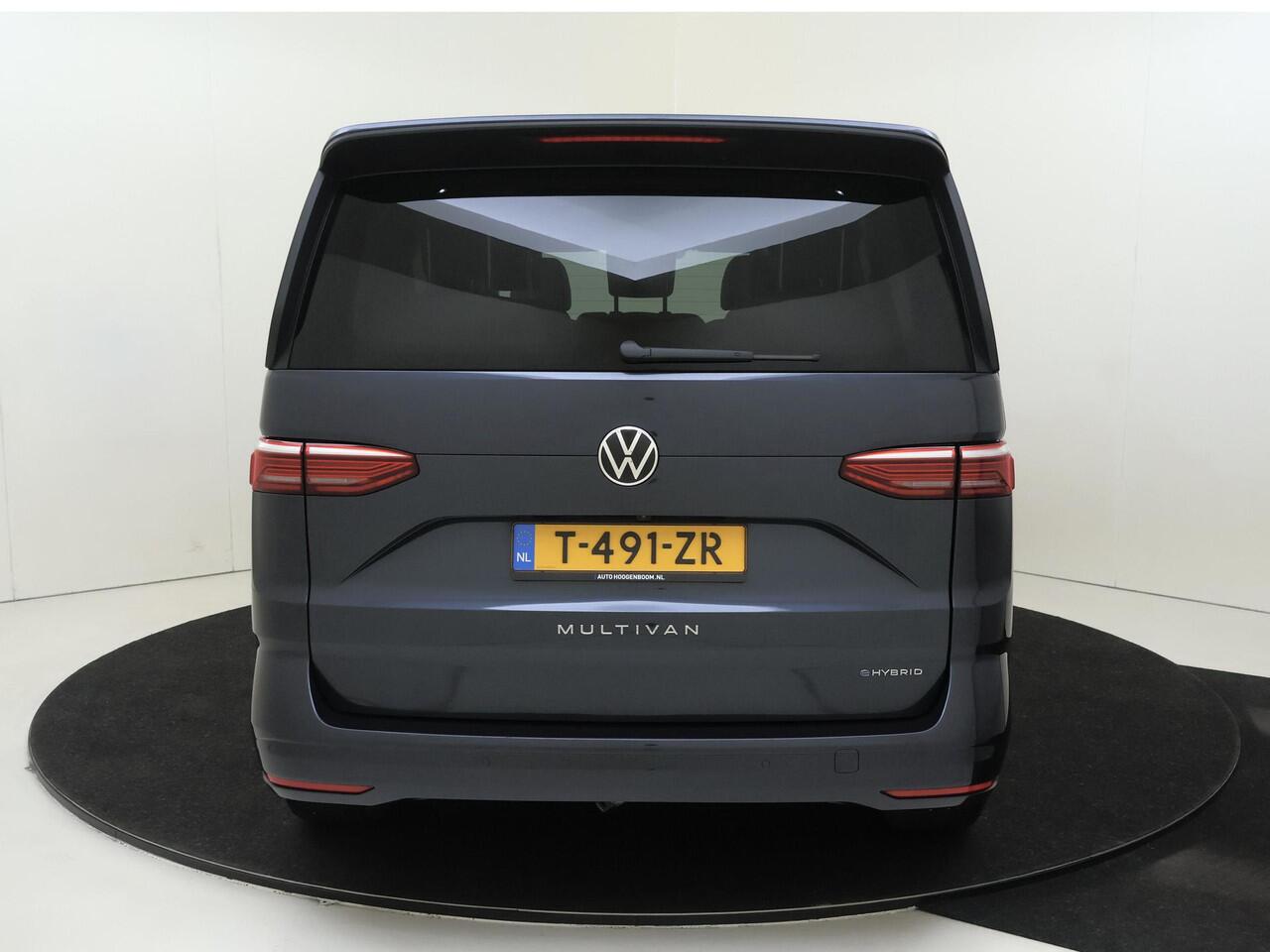 Volkswagen MULTIVAN Bedrijfswagens Life Business L1 1.4 EHybrid 110kw (150pk) DSG | Achteruitrijcamera | Wegklapbare trekhaak | Schuifdeur links en rechts | Multifunctionele tafel | Keyless advanced |