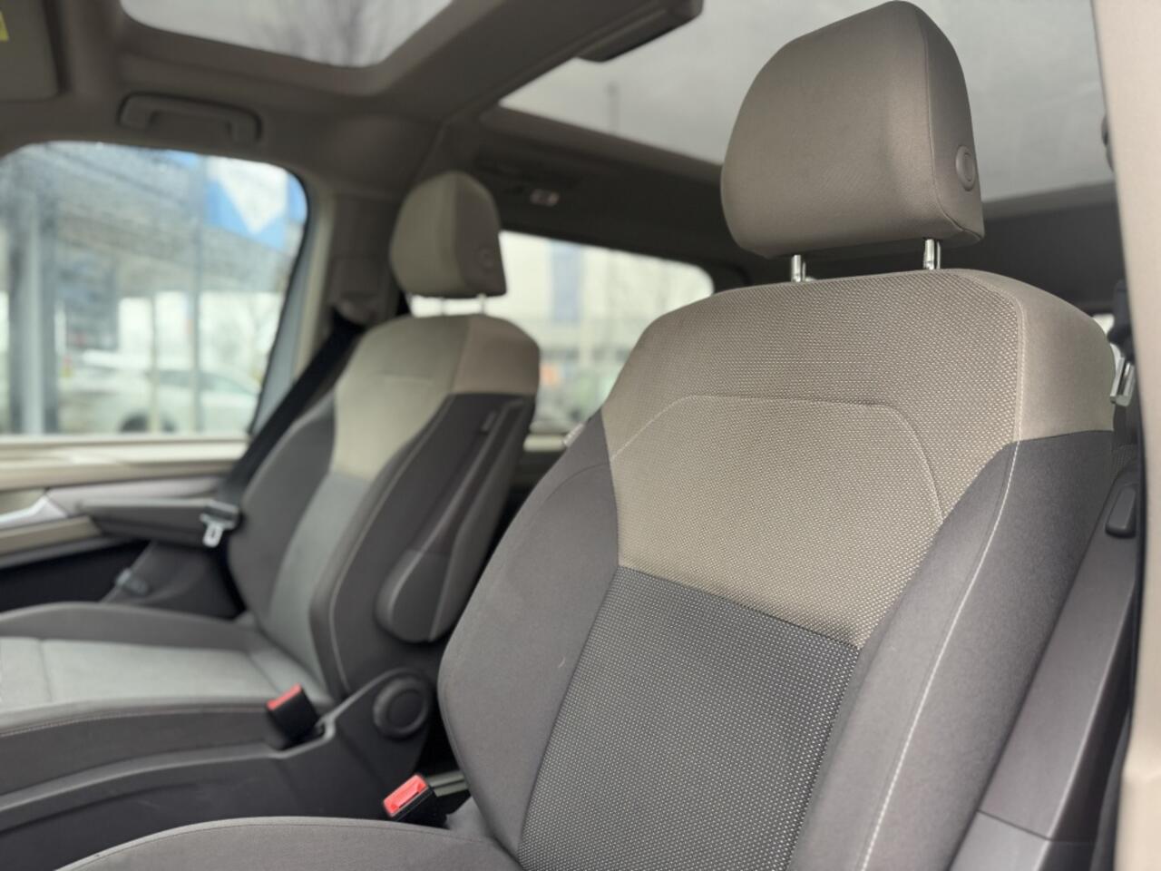 Volkswagen MULTIVAN 1.4 eHyb. L2H1 Style 7p. | Panoramadak | Trekhaak | ACC