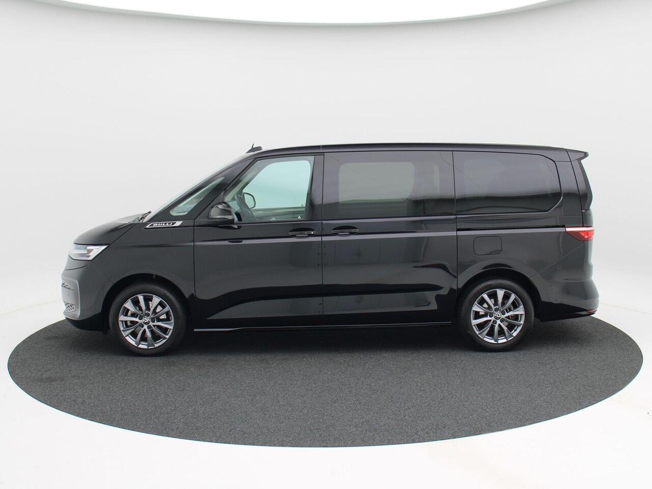 Volkswagen MULTIVAN 1.4 eHybrid L2 Bulli Edition | 7-Persoons | Panoramadak | Trekhaak | Adaptive Cruise | Carplay | Camera | Navigatie | Stoelverwarming | 18 inch | 35.946 Km!!
