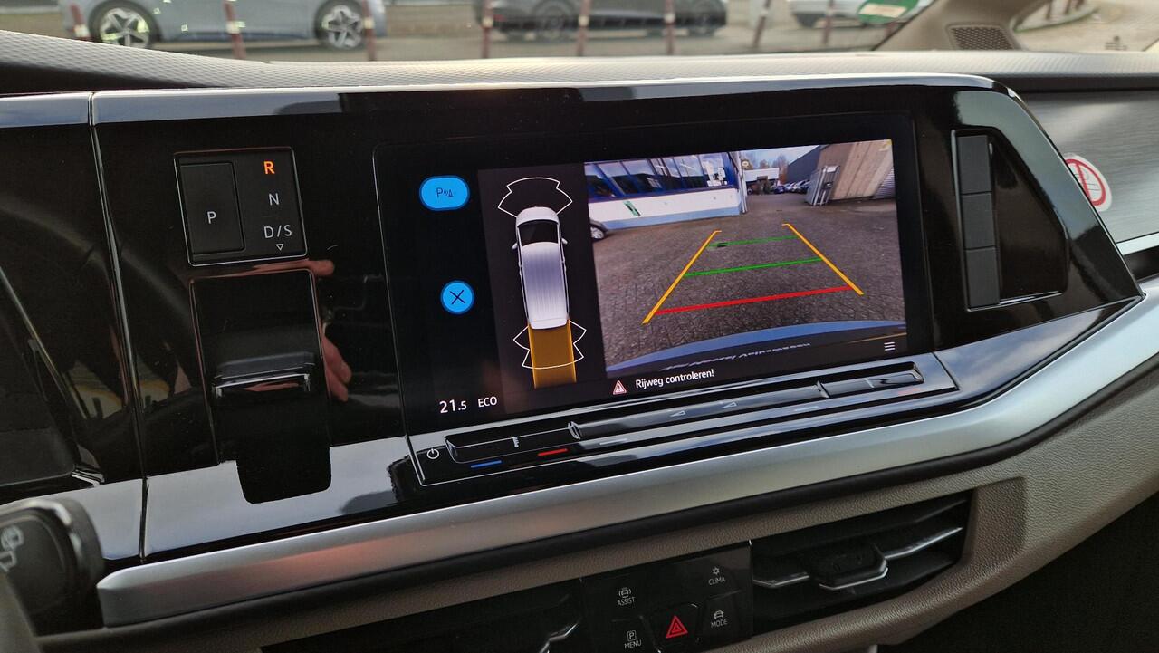 Volkswagen MULTIVAN 1.4 eHybrid L2H1 Life Business