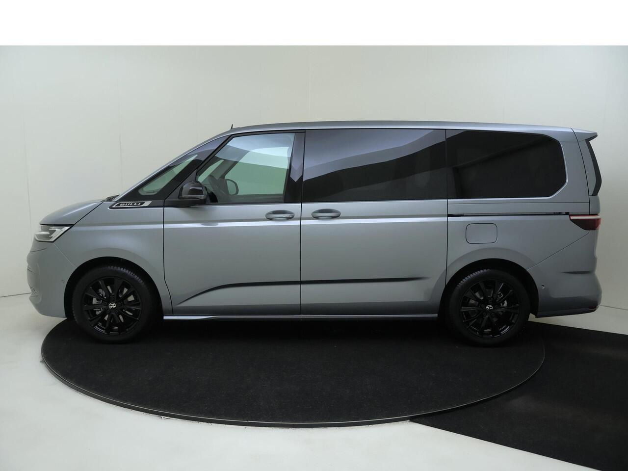 Volkswagen MULTIVAN Bulli L2 1.5 Ehybrid 180kW 245 pk DSG 4 motion | Easy Open Paket Basis | Multifunctionele verschuifbare tafel in passagiersruimte | Navigatiesysteem '' Discover Pro'' | Privacy Plus glas (90%) vanaf B-stijl |
