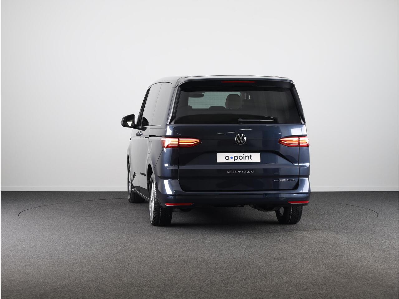 Volkswagen MULTIVAN Bedrijfswagens Economy Business L2 1.5 eHybrid EU6 180 kW (245pk) Dubbele cabine Snoeks