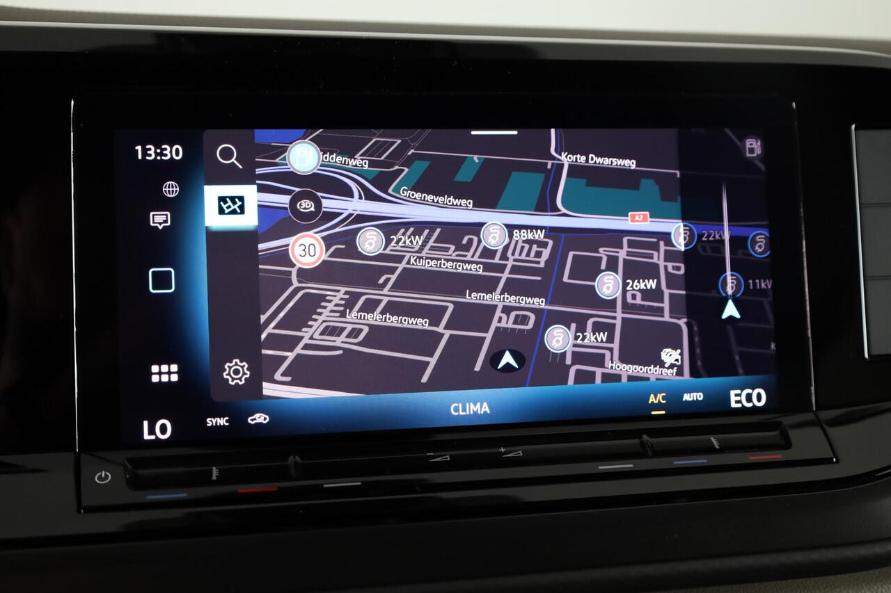 Volkswagen MULTIVAN Bedrijfswagens Economy Business L2 1.5 eHybrid EU6 180 kW (245pk) Dubbele cabine Snoeks